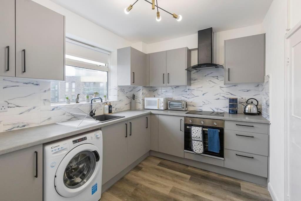 Апартаменты Shard View 2Br Next Tower Bridge Лондон Экстерьер фото