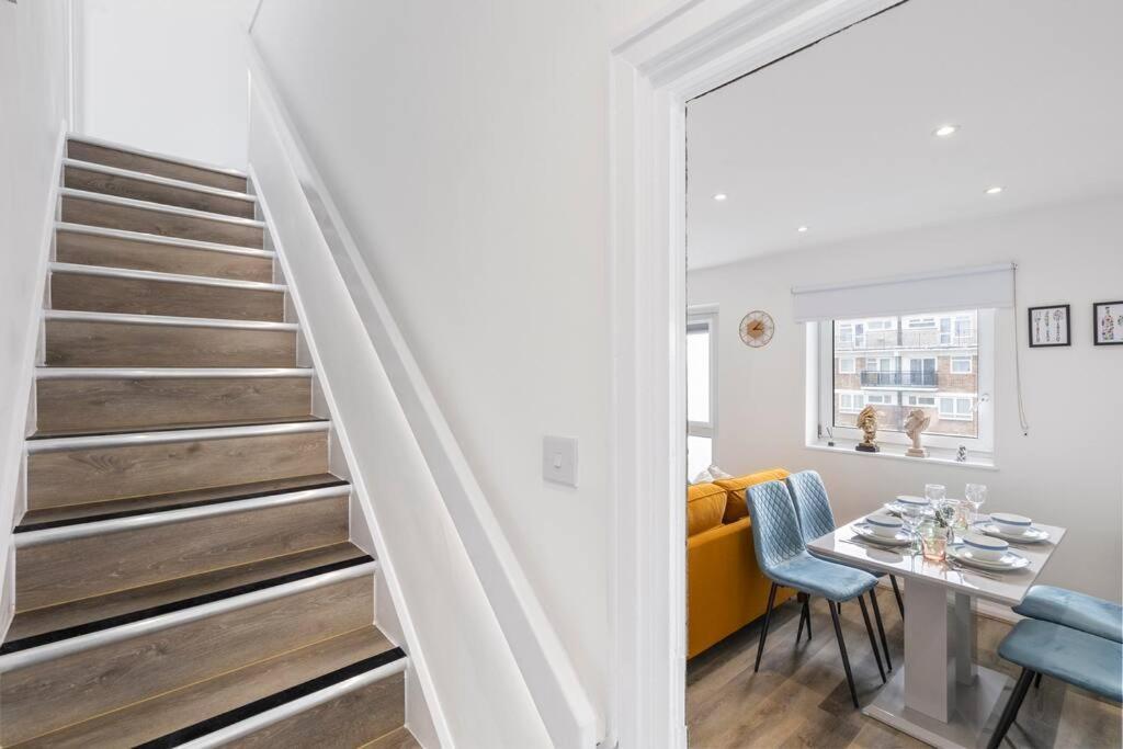 Апартаменты Shard View 2Br Next Tower Bridge Лондон Экстерьер фото